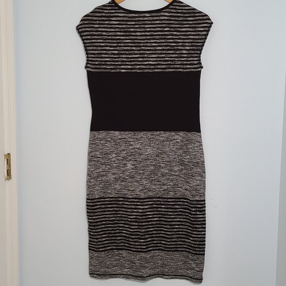 New without tags black and grey mid-length dress - Picture 2 of 8